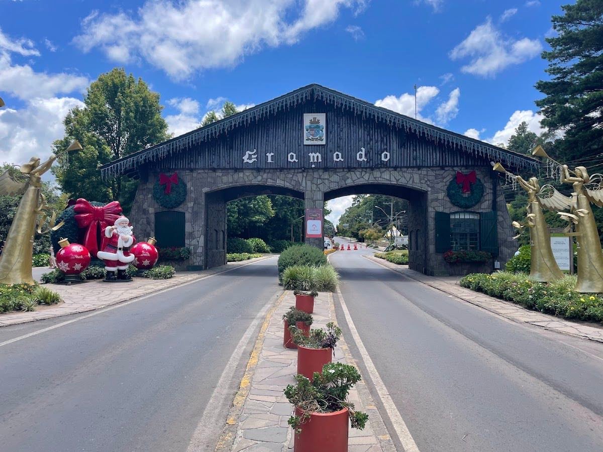 Pórtico de Principal Gramado. - Vale uma pausa para sua foto clássica