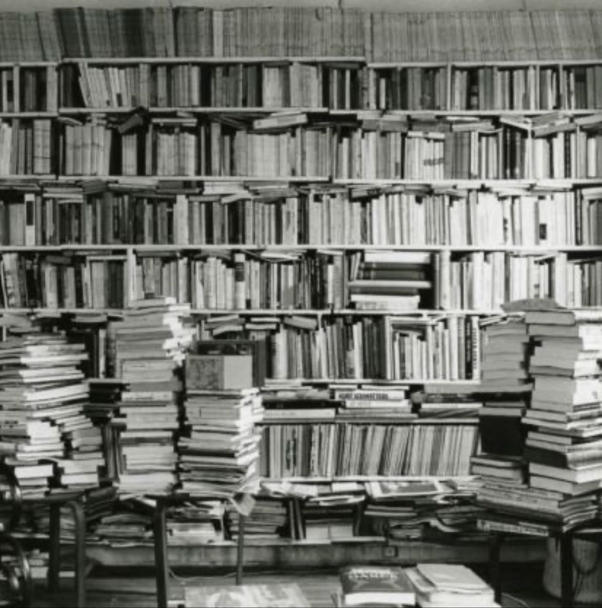Read books<3