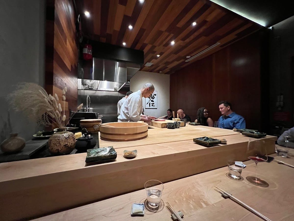 Hiden - OMAKASE