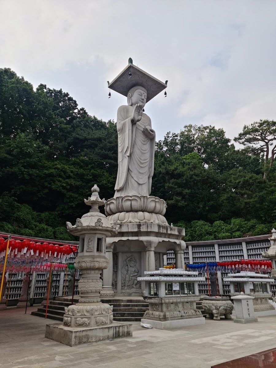 Bongeunsa Temple