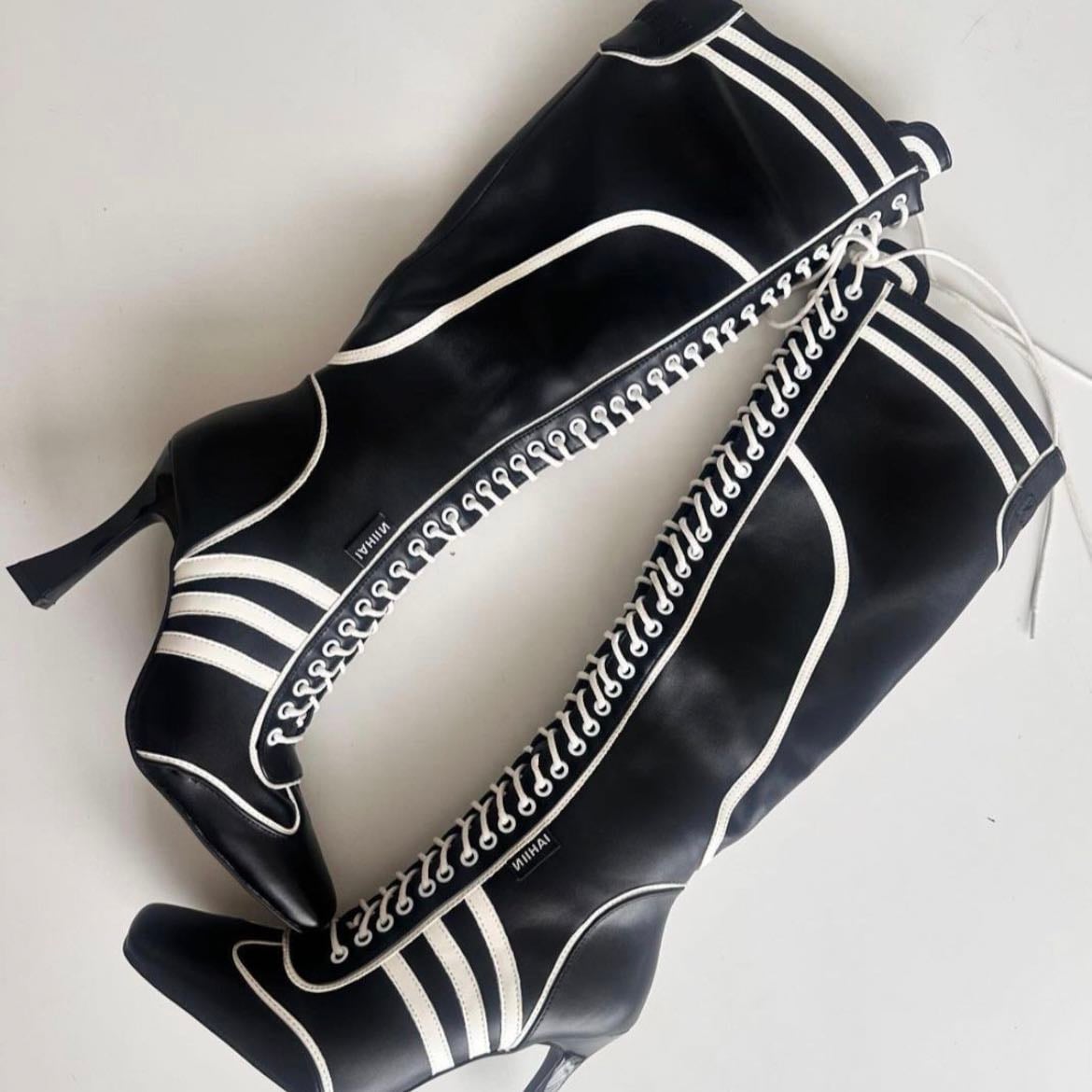 Las botitas de niihai - Parecen Adidas