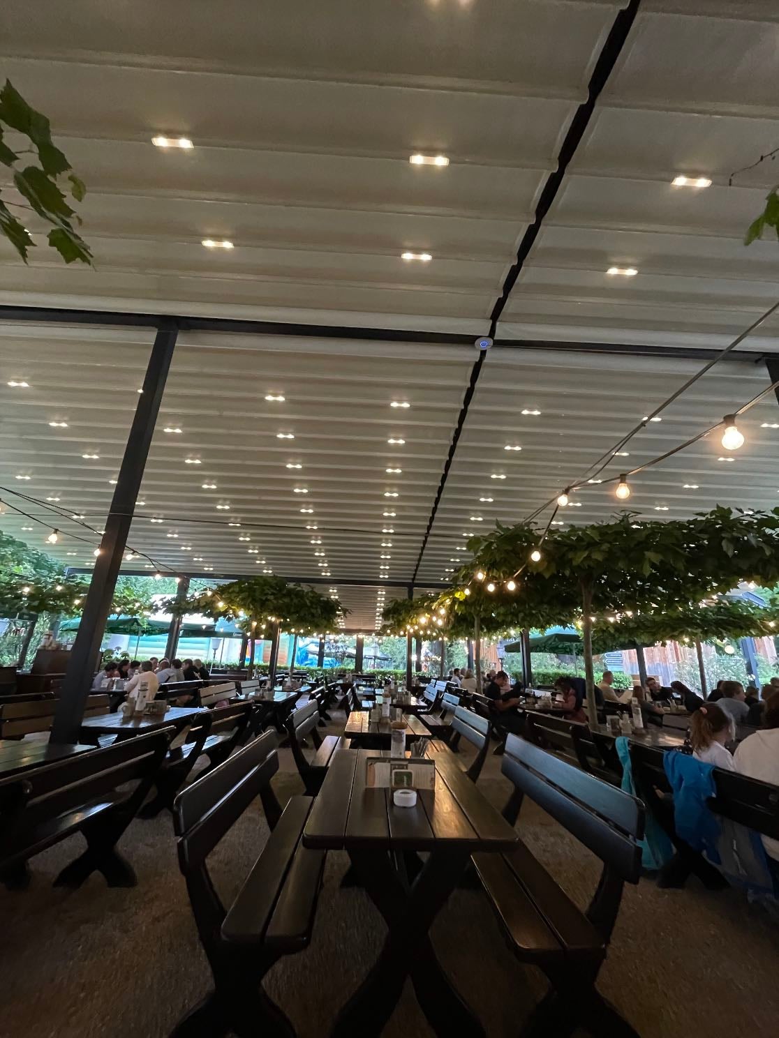 Luftburg - Kolarik im Prater, das größte Bio-Restaurant der Welt