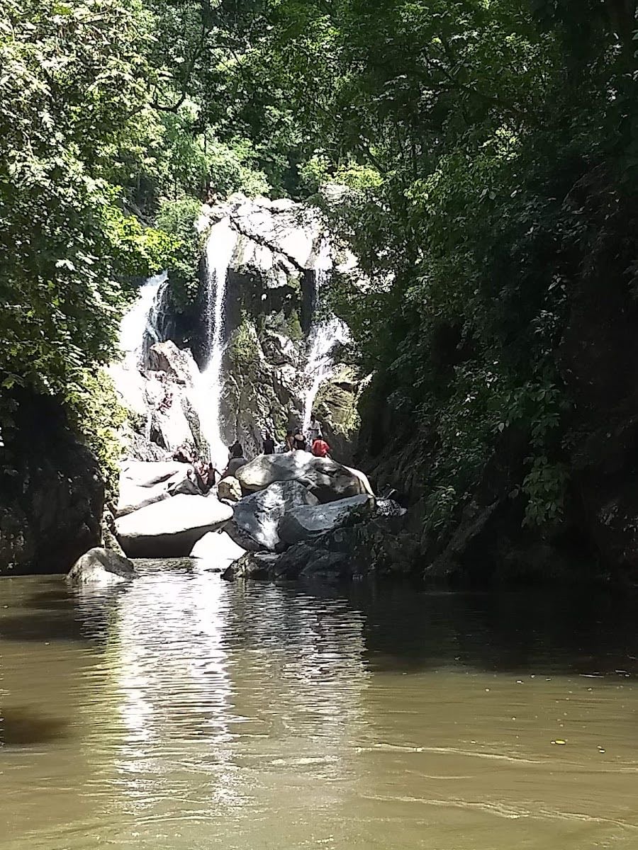 Balneario Los tres chorros