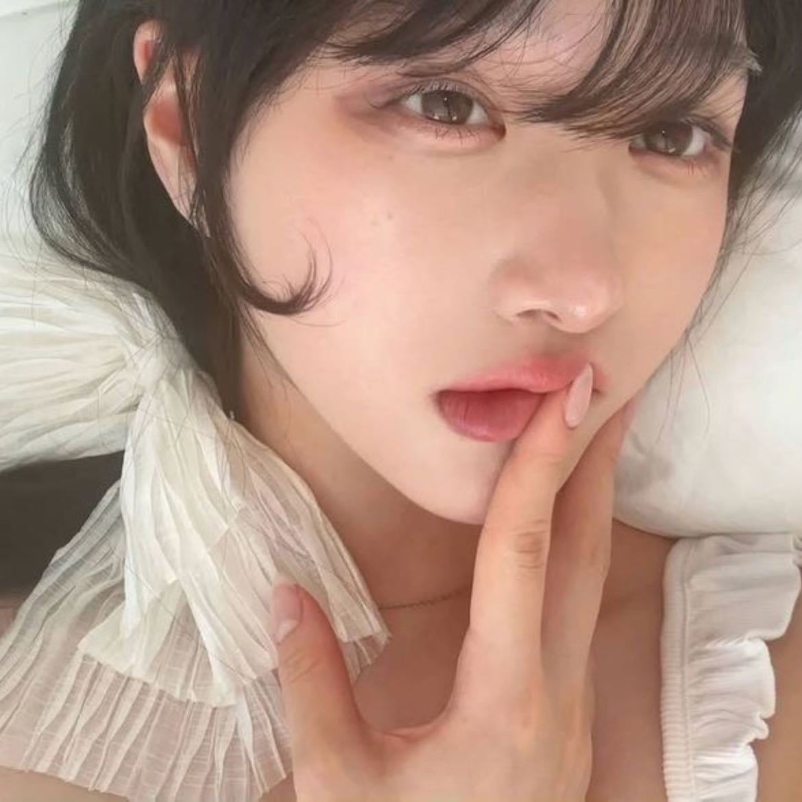 Wested arin - Vlogs, selfcare, beauty tips