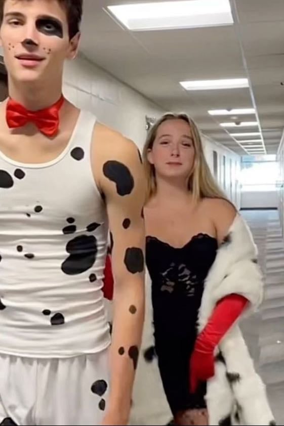 Cruella y su dálmata