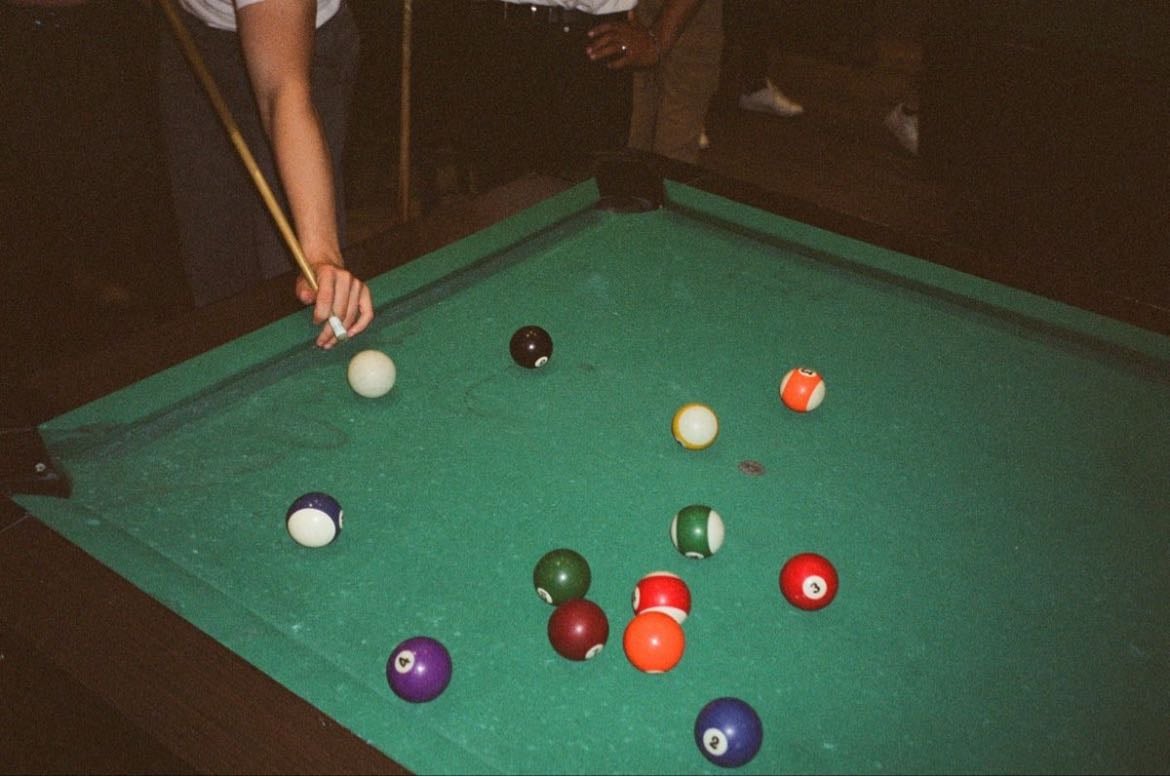 play pool