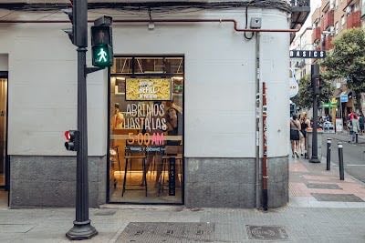 BASICS BY GOIKO - En mi opinión de las mejores smash. La carne súper bien hecha. Y las patatas 👌🏼