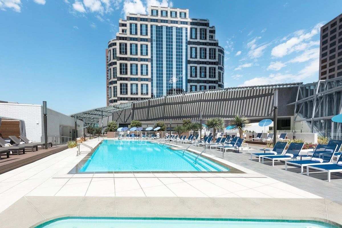 InterContinental Los Angeles Downtown, an IHG Hotel