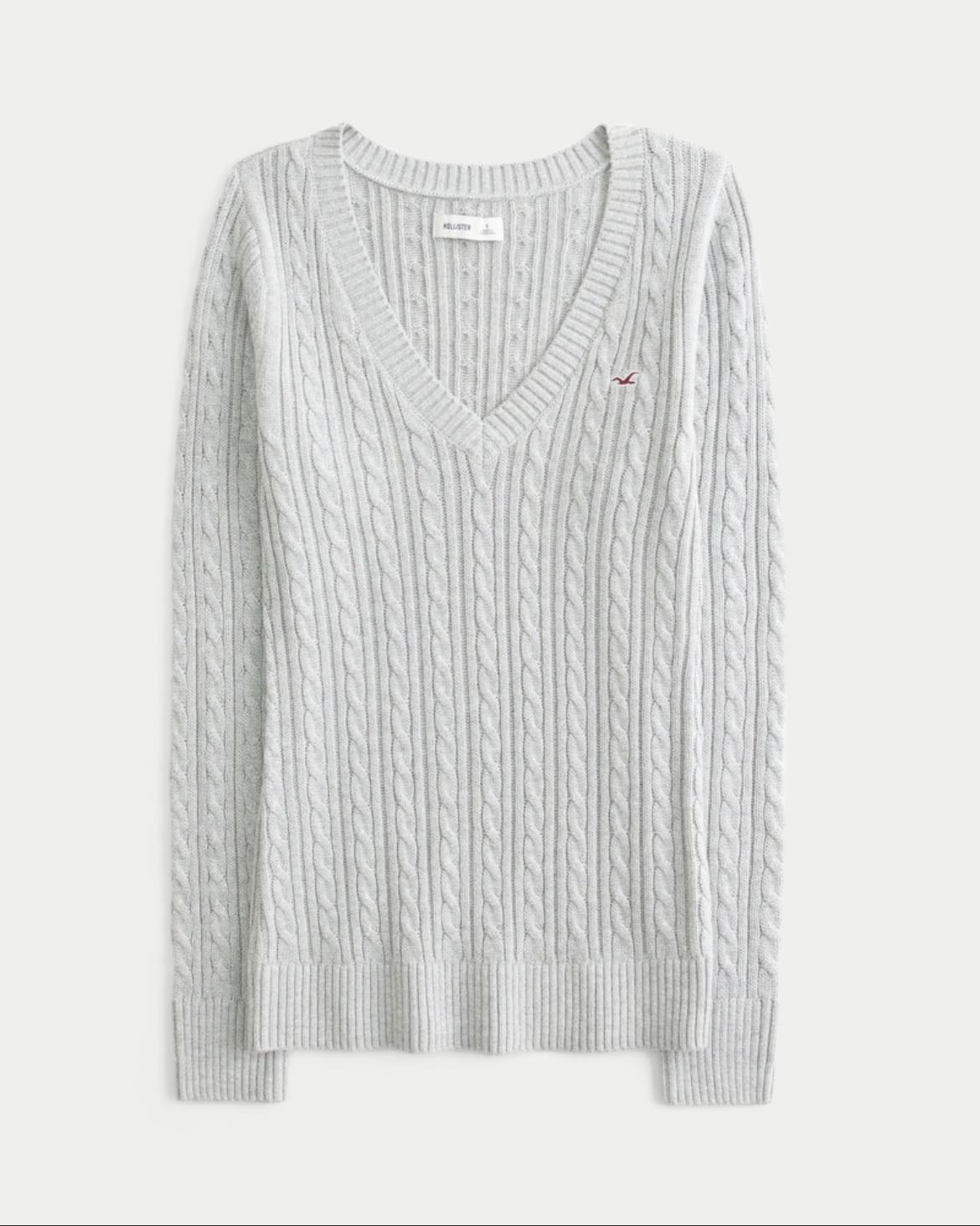 hollister v sweater - re cute