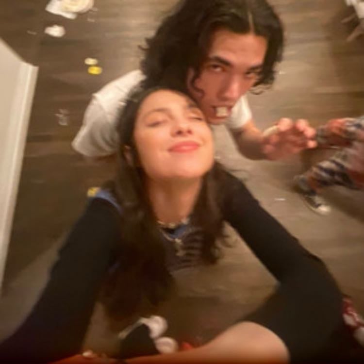 Sad Girl x Soft Boy - Liv and Conan <3