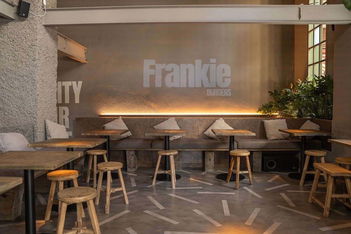Frankie Burgers