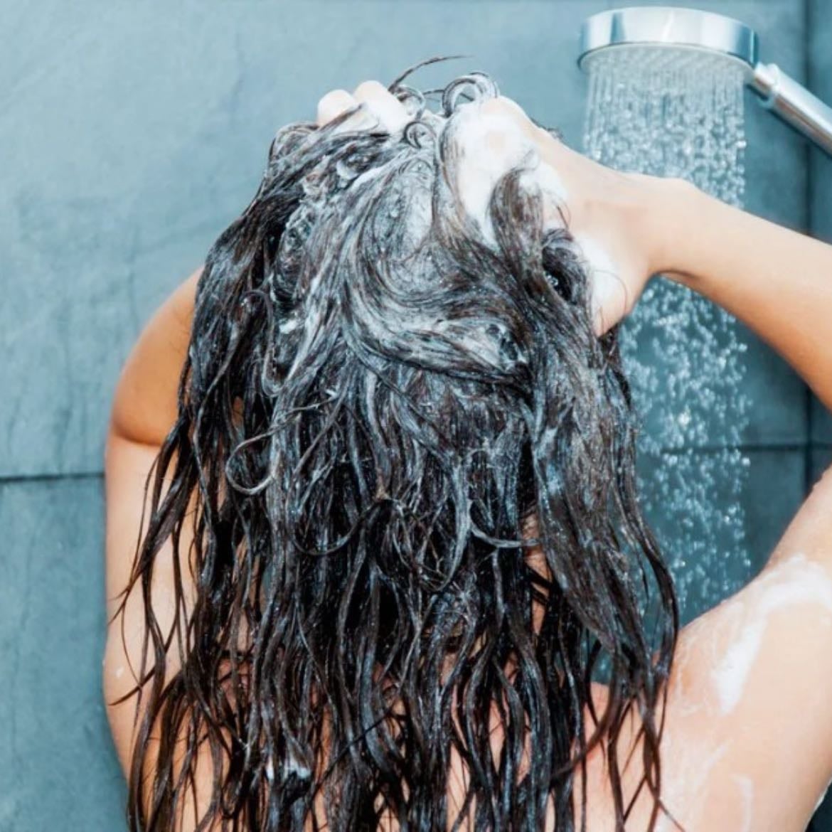 wash hair