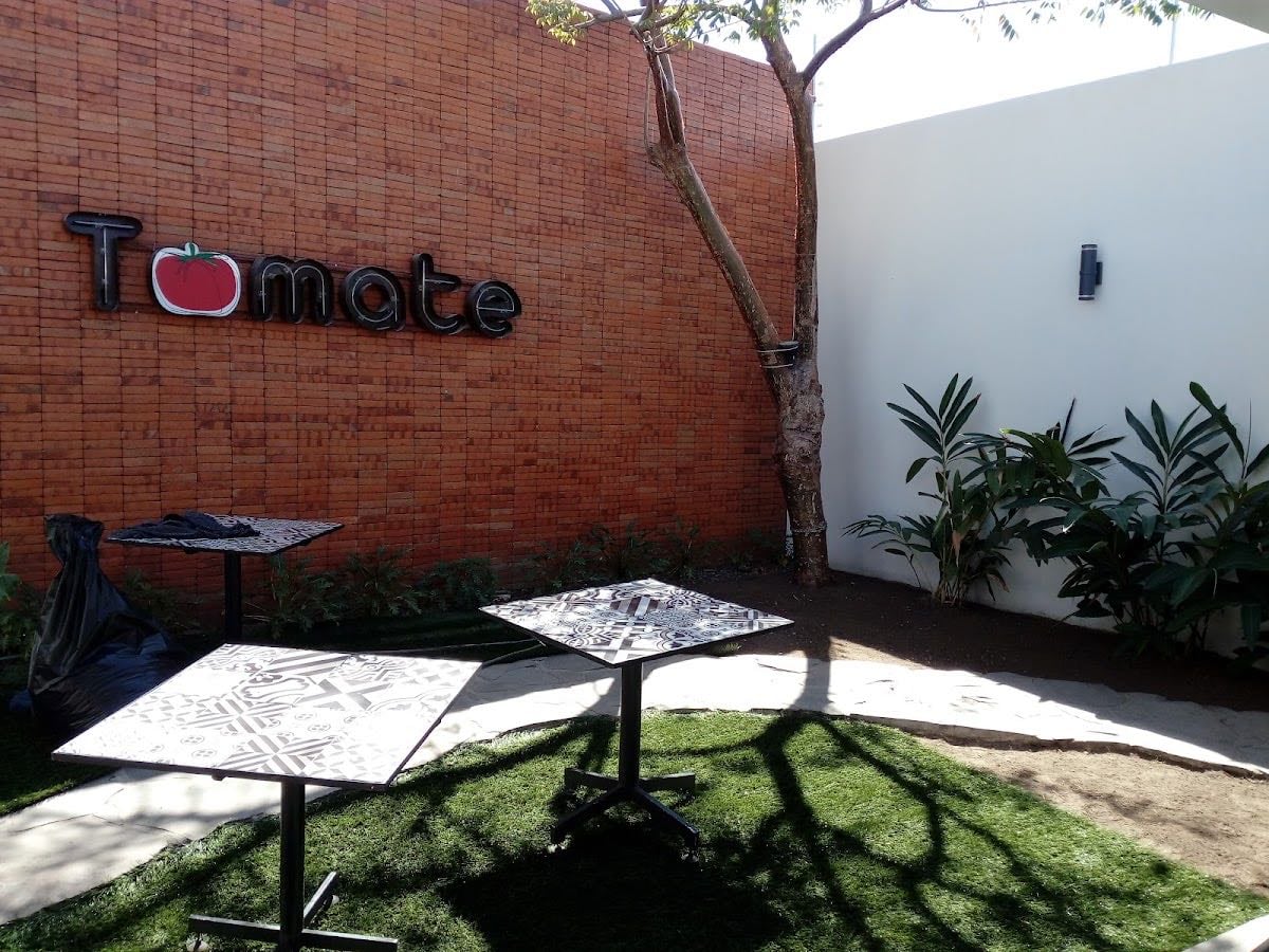Tomate Pizzeria Napolitana • Colima