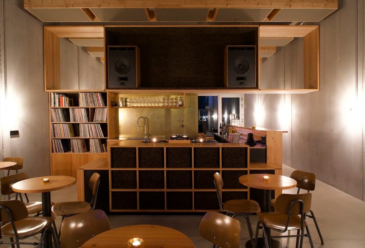 migas, a listening bar