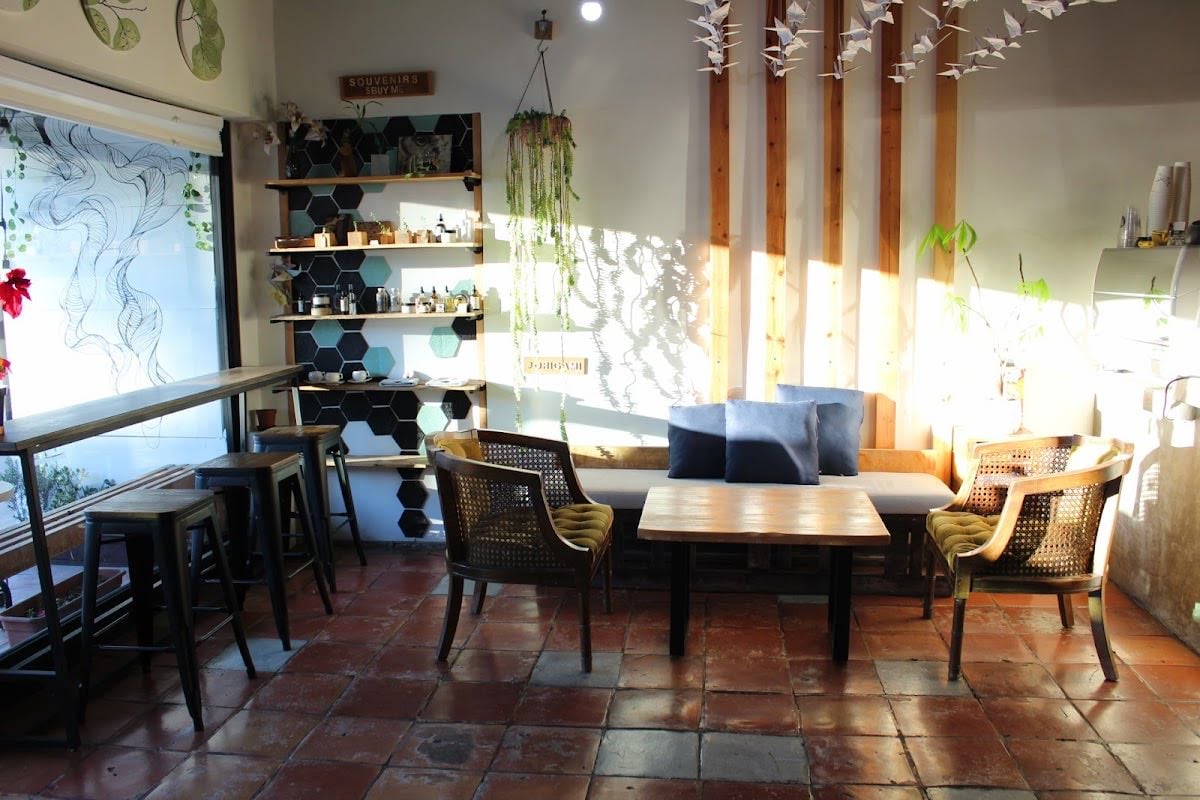 GRULLA CAFE