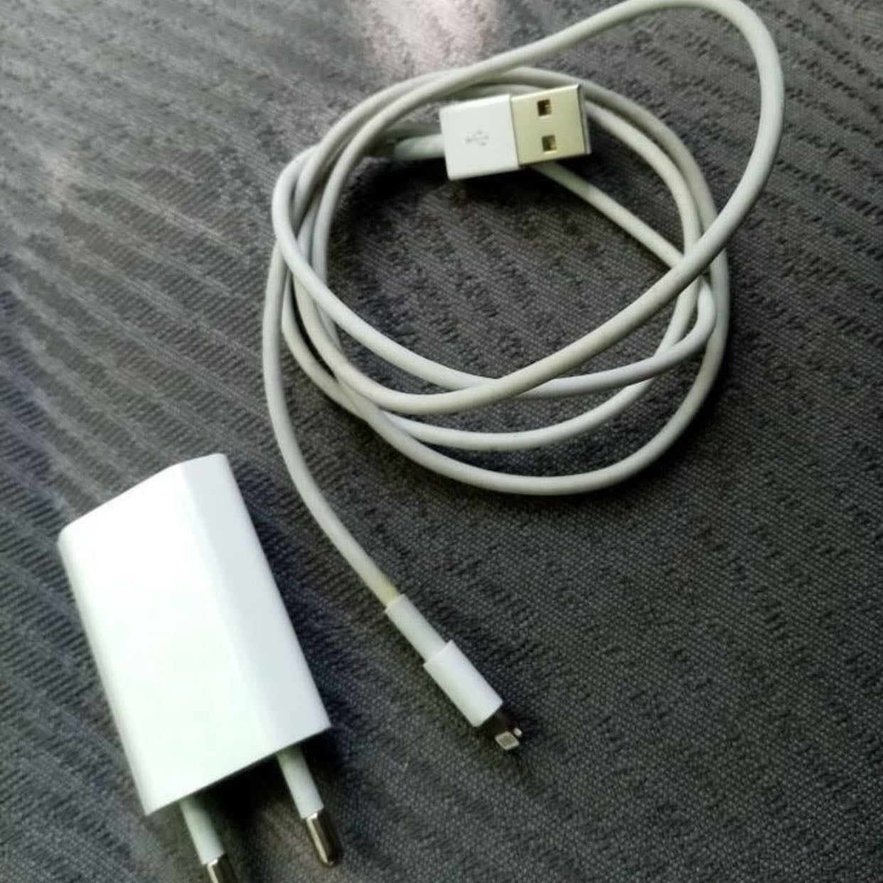 Cargador de celular 🔋 - No lo olvides 😰