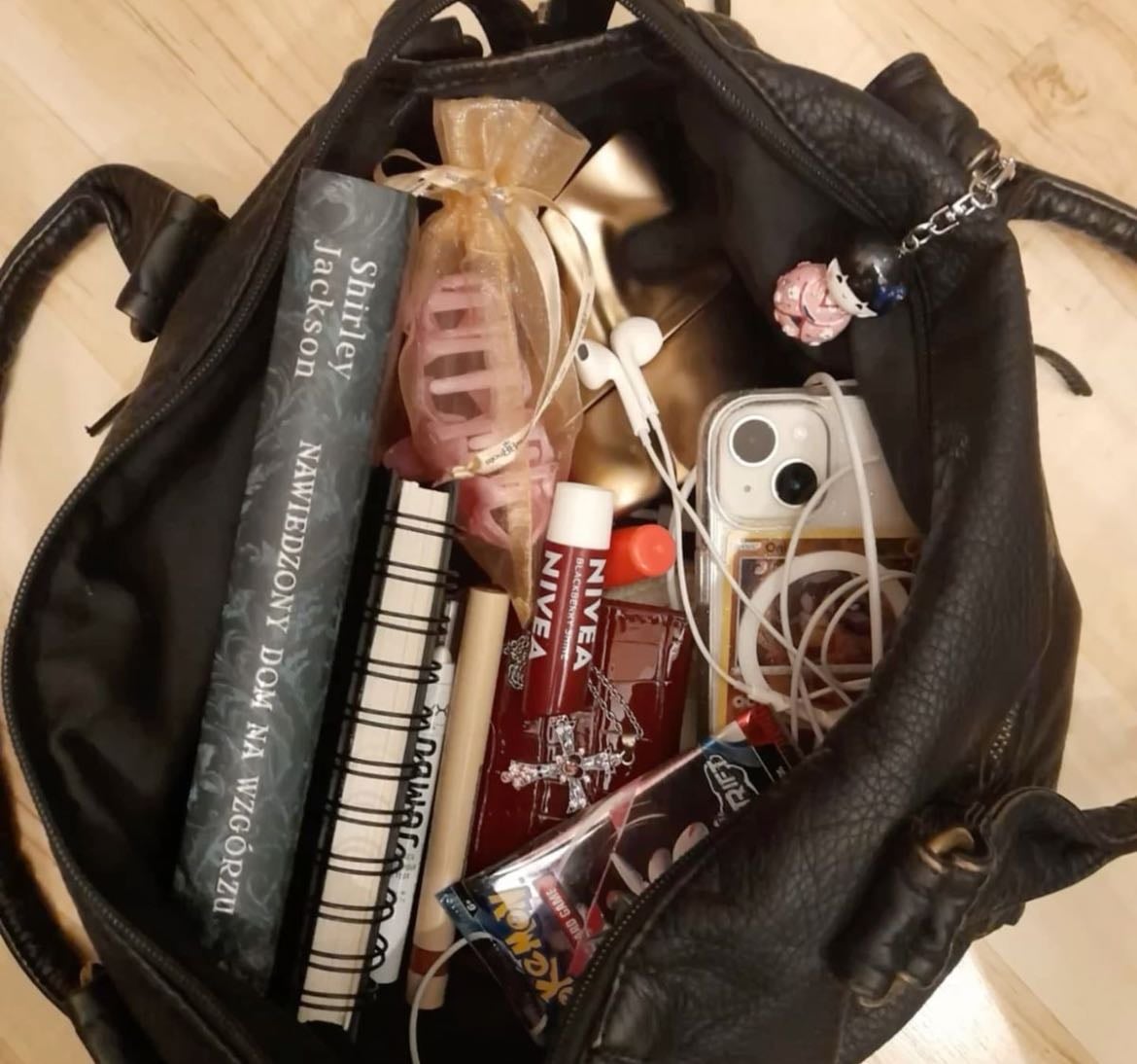 Purse must have