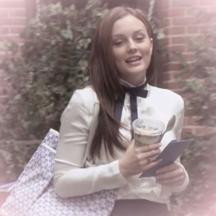 @queenb β§ ΫΆΰ§ πͺ½ - β blair waldorf βΛΰΏ