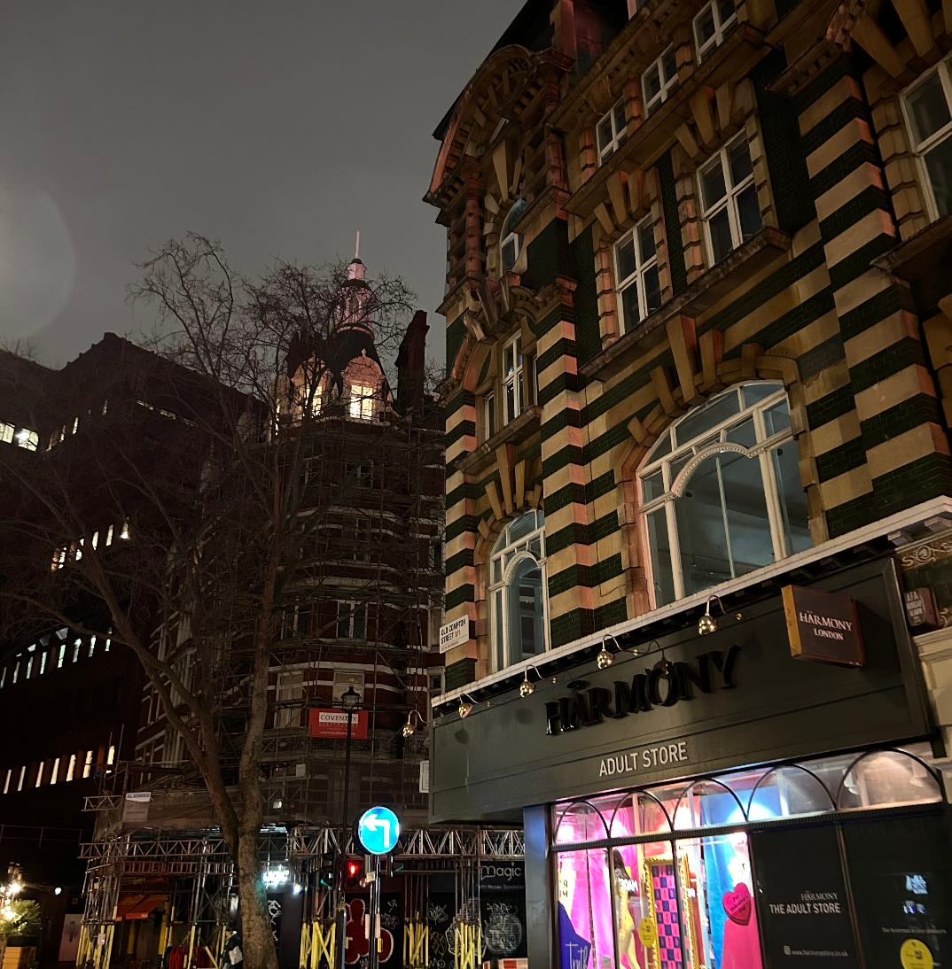 London town, my favorites✨ - Places hypelist by Diana Coll