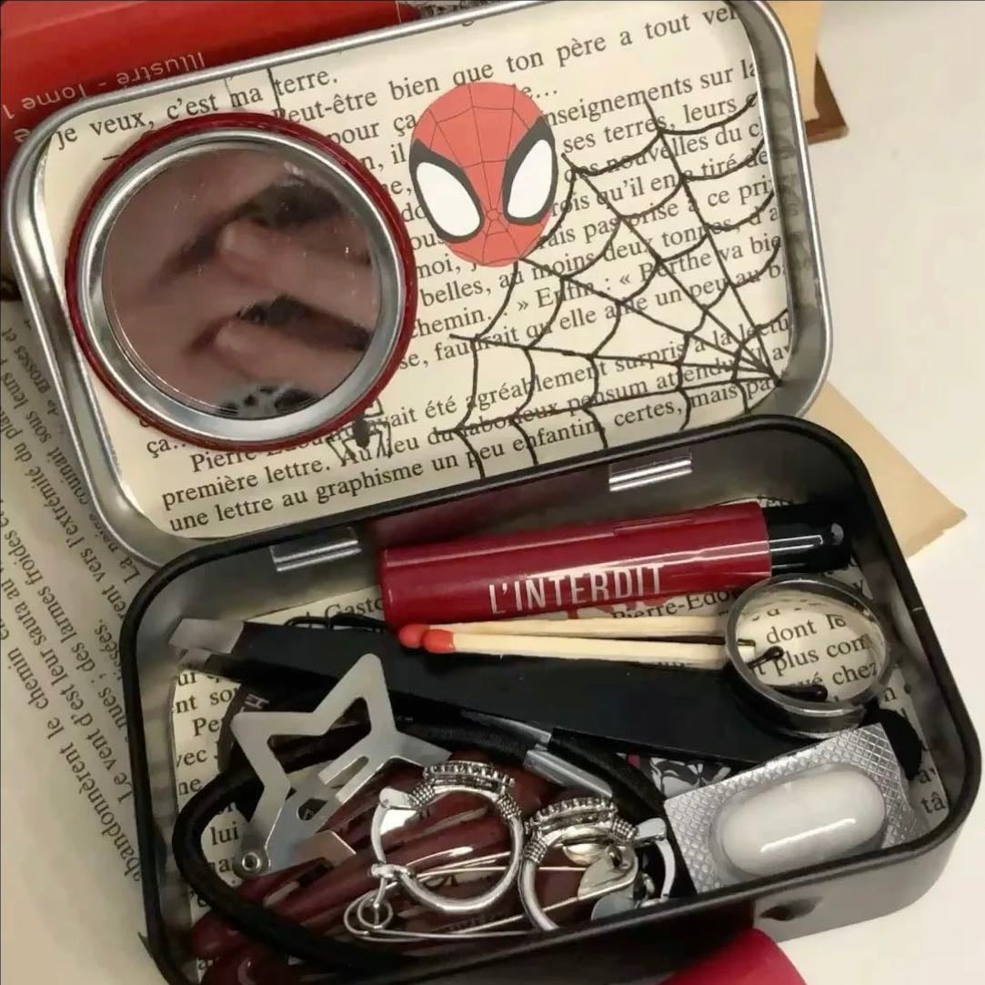 altoid wallet