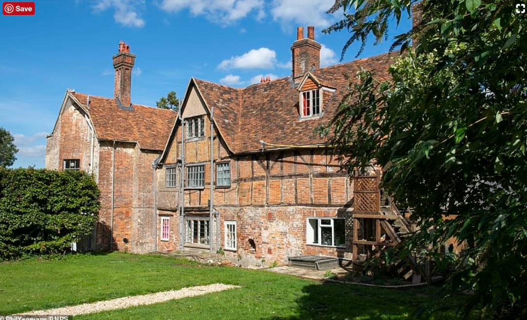 Wolfhall Bungalow - Ancestral home of the Seymours