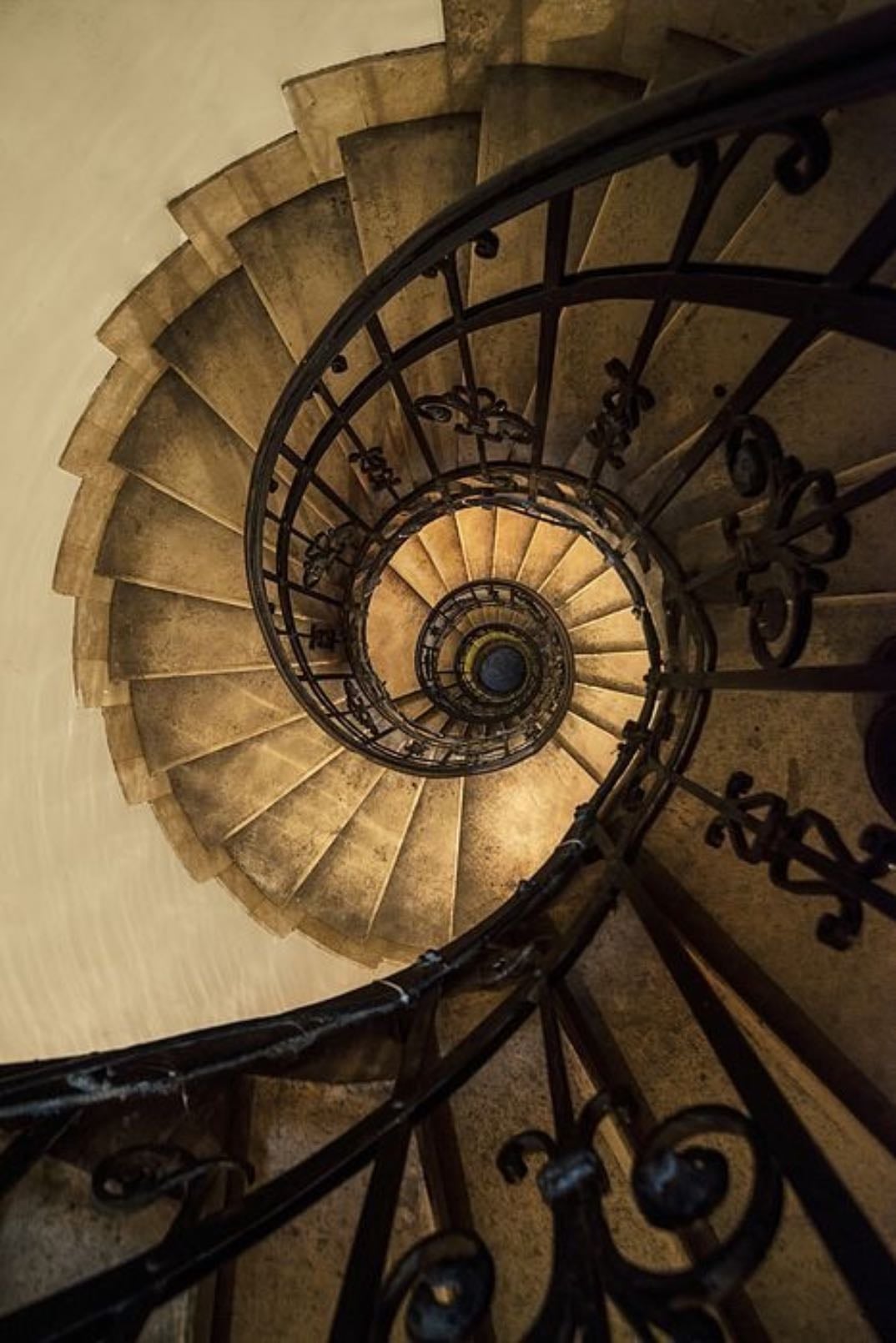 Spiral staircase