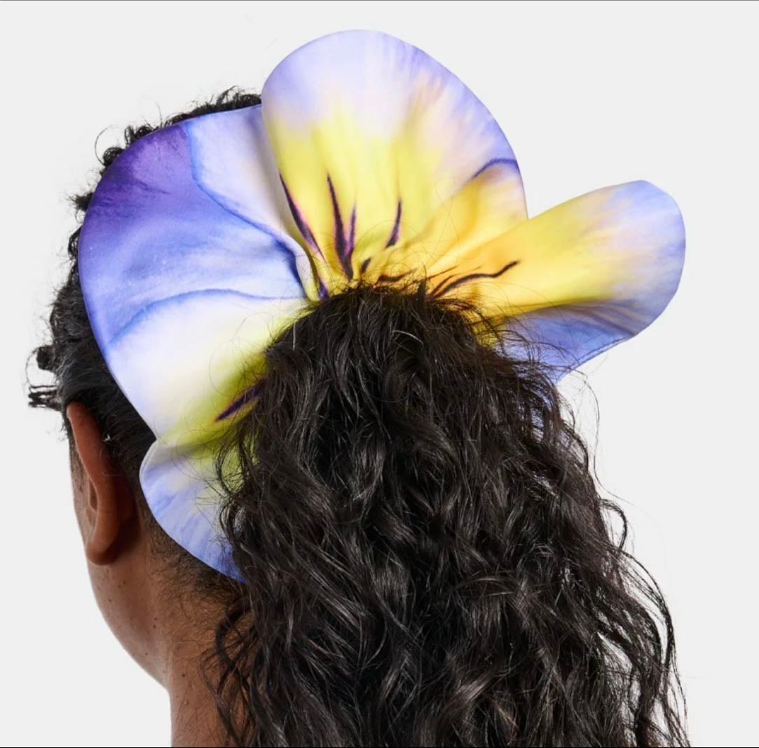Chunks x TMG Bun Topper in Pansy - Chunks