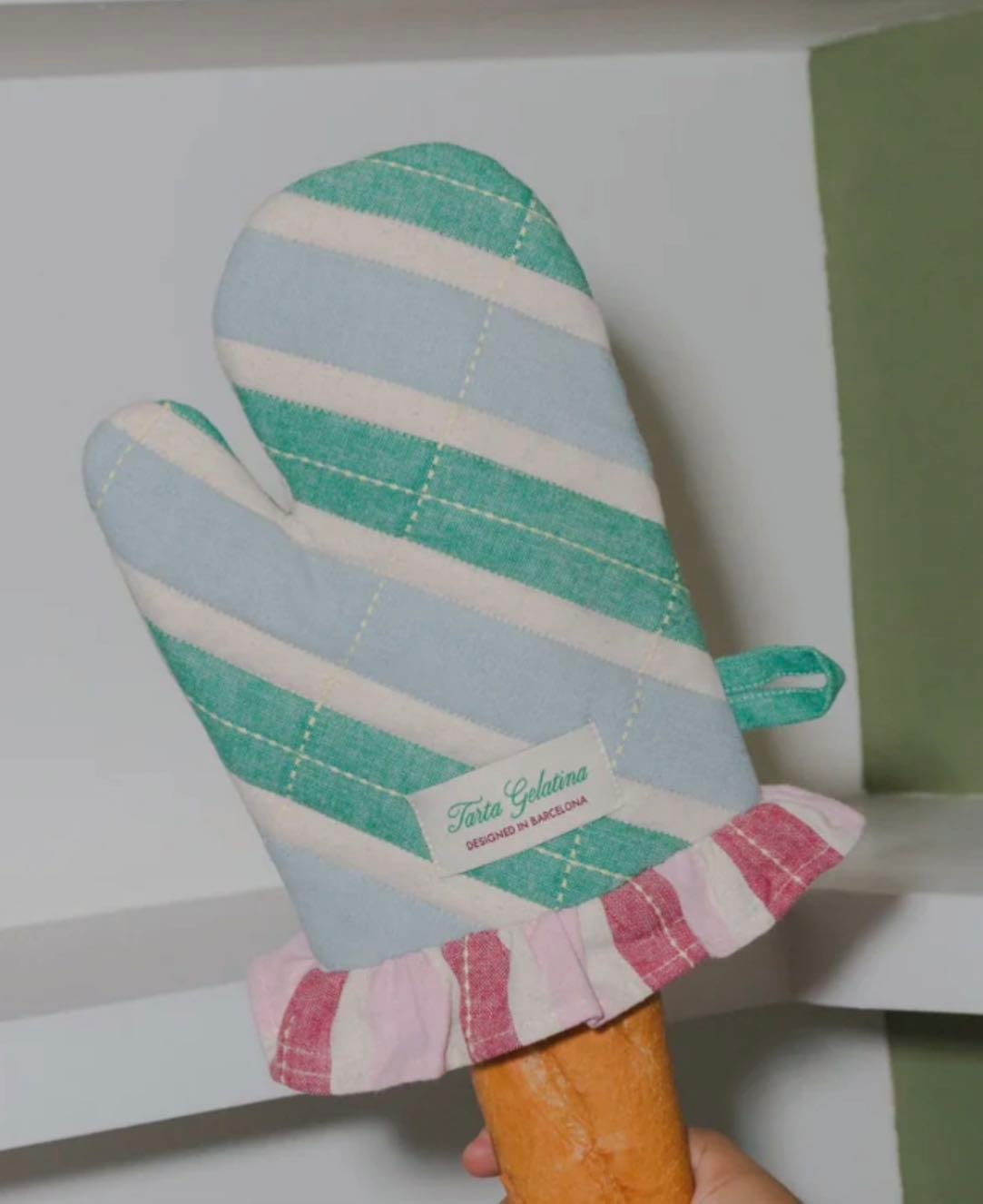 Ruffled Oven Mitt - Tarta Gelatina