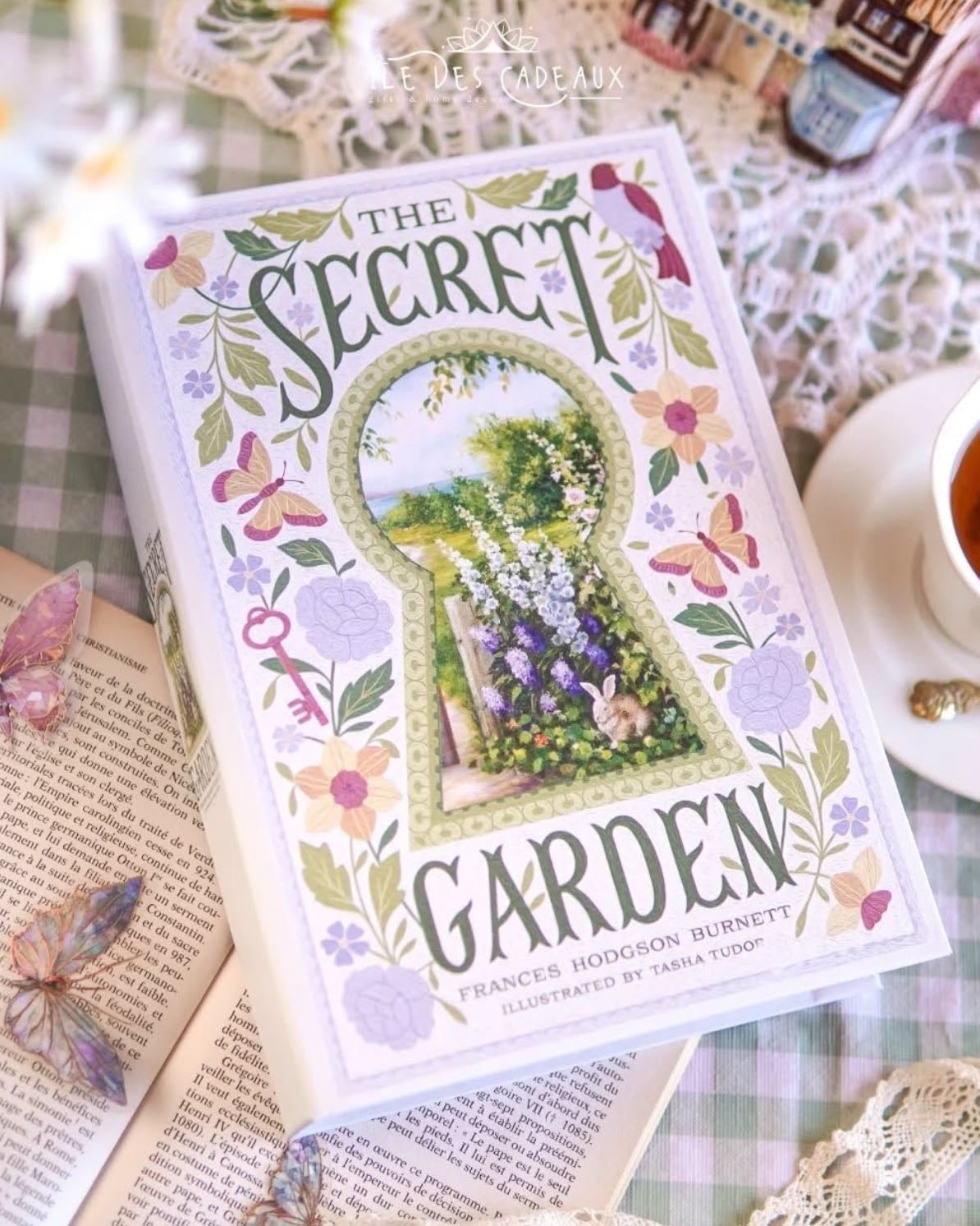 the secret garden - by frances hodgson burnett