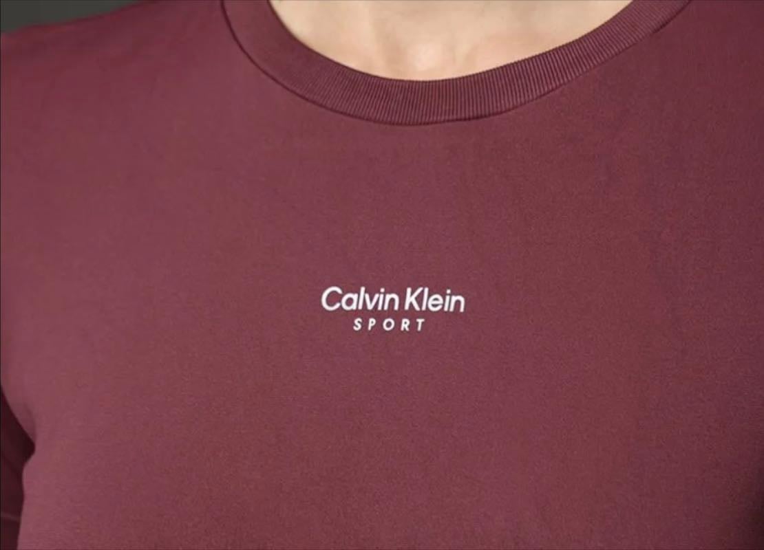 Camiseta Seamless Ribbed Sport Bordo - R$ 189,00 Tamanho M