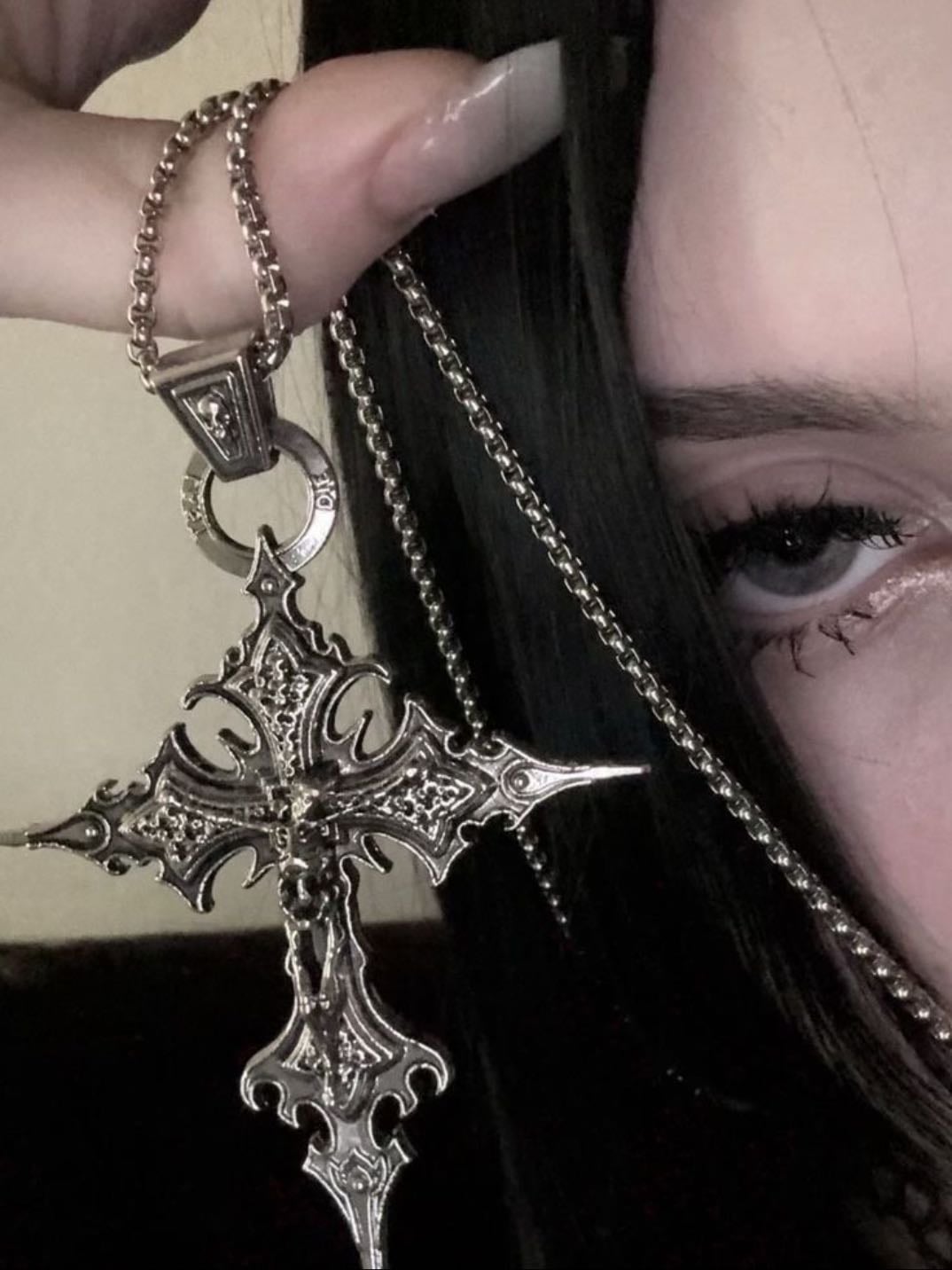 crosses ༄