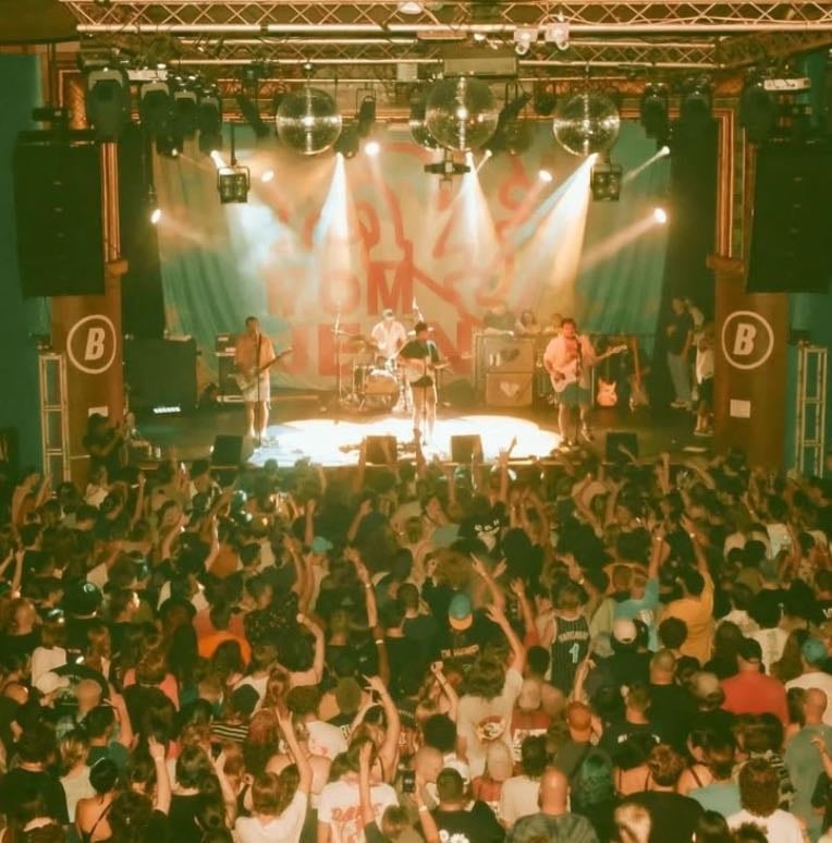 Top 5 canciones fav de bandas que quiero ver en el Vans Warped Tour - Music hypelist by Bren☁️