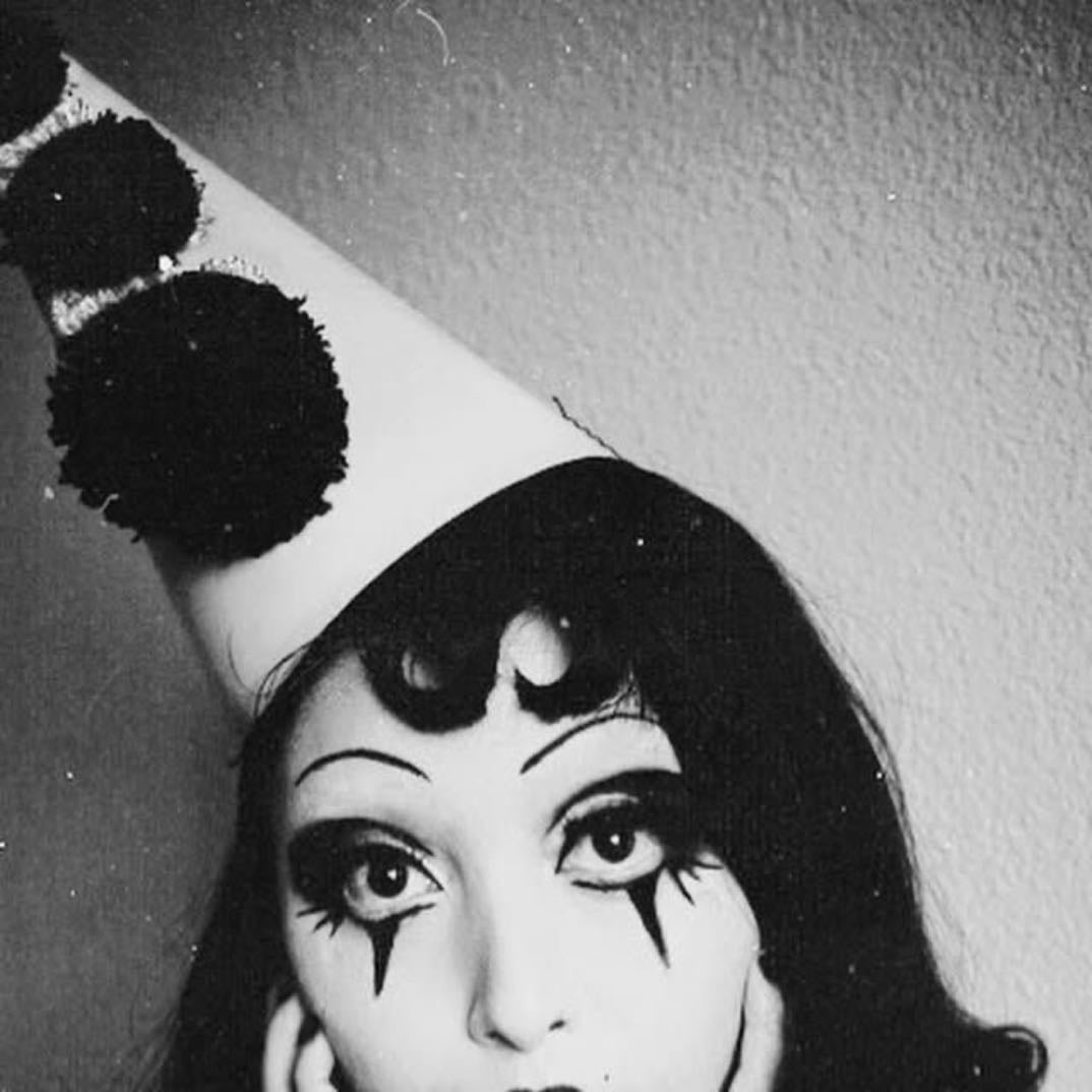 Black+white clowns - A vintage looking b+w clown