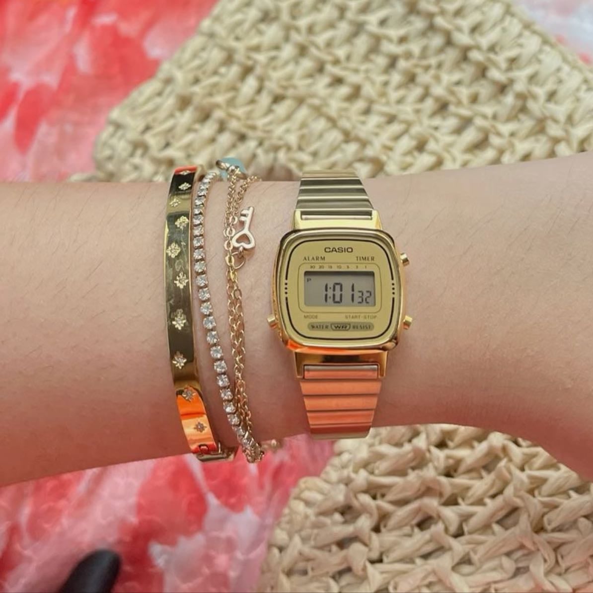 Watch - Just classy and small