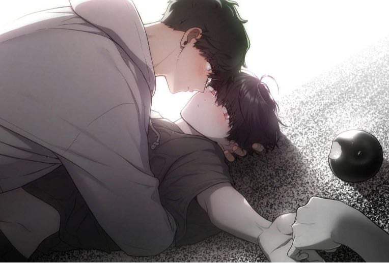 leave room for love - roommates to lovers, love at first sight, light angst