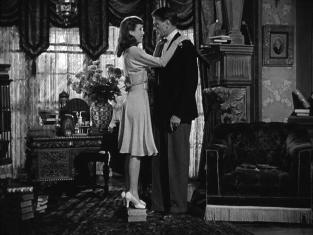 Ball of Fire - Howard Hawks Β· 1941