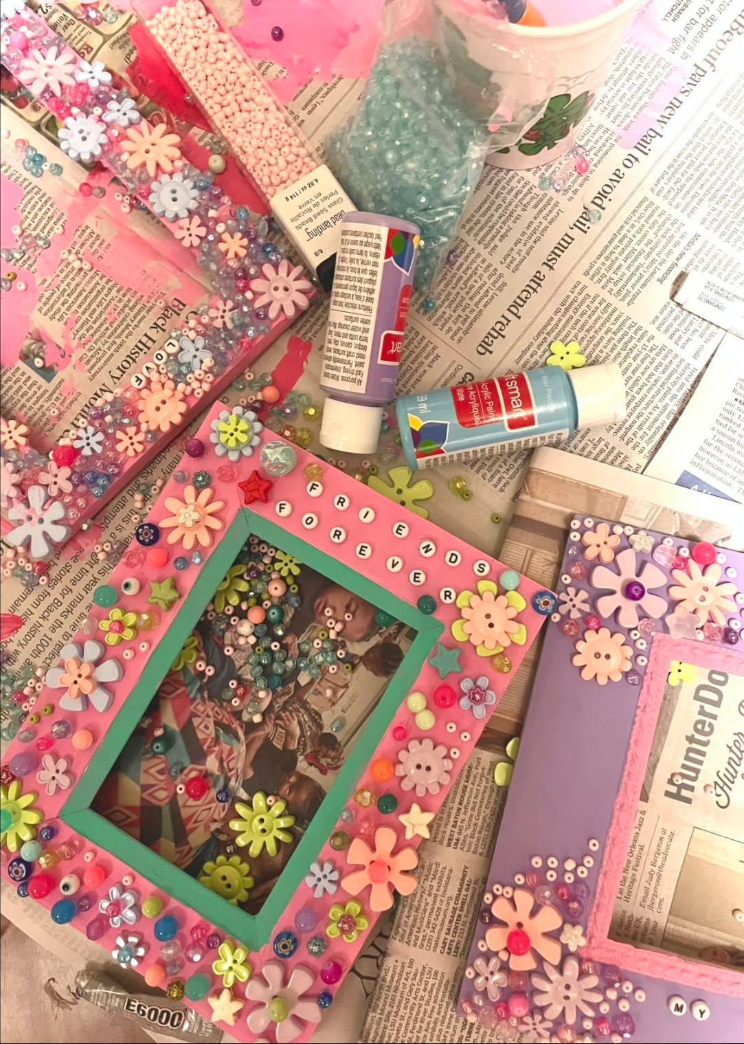 Decorate a photo frame