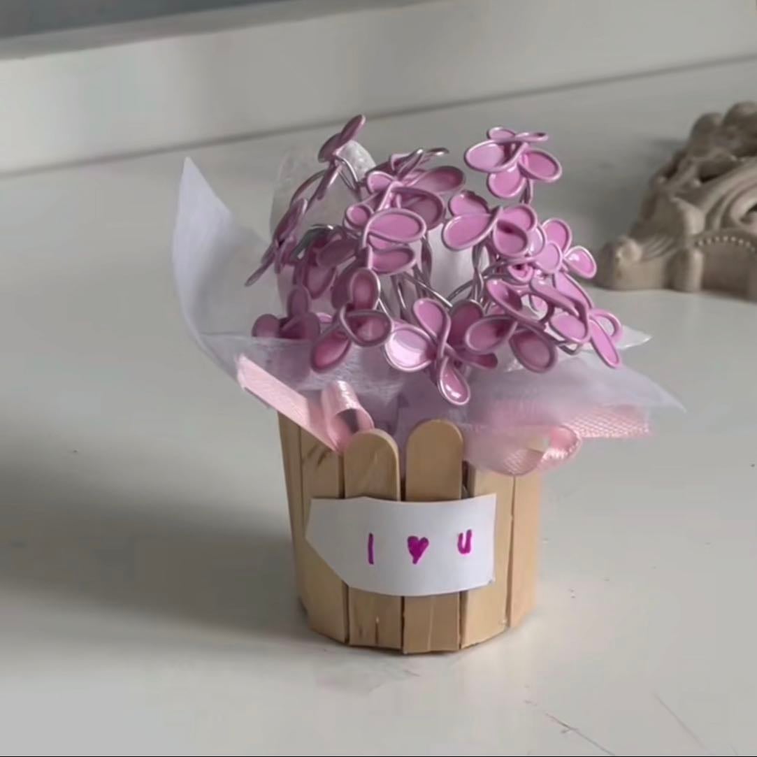 Nail polish flowers - thisartperson