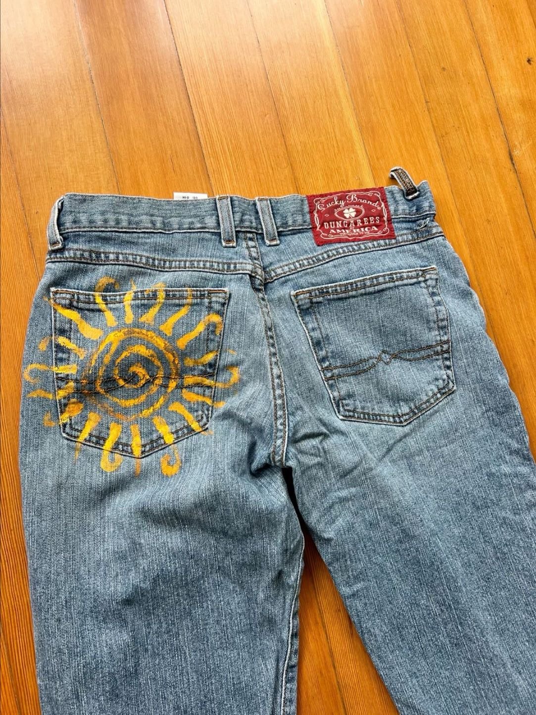 Paint clothes