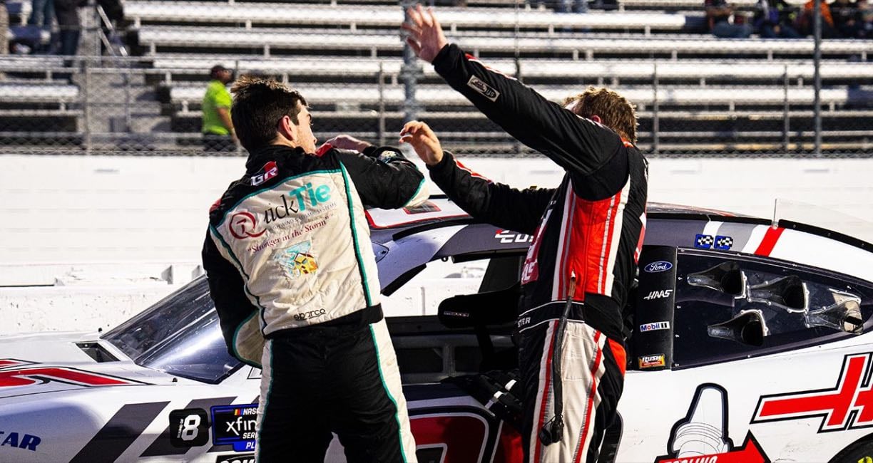 Martinsville 2 - Chandler throws weak punch at Cole. Good aggressive racing. Aric was best car although Sammy got close. Allgaier and Custer advanced
