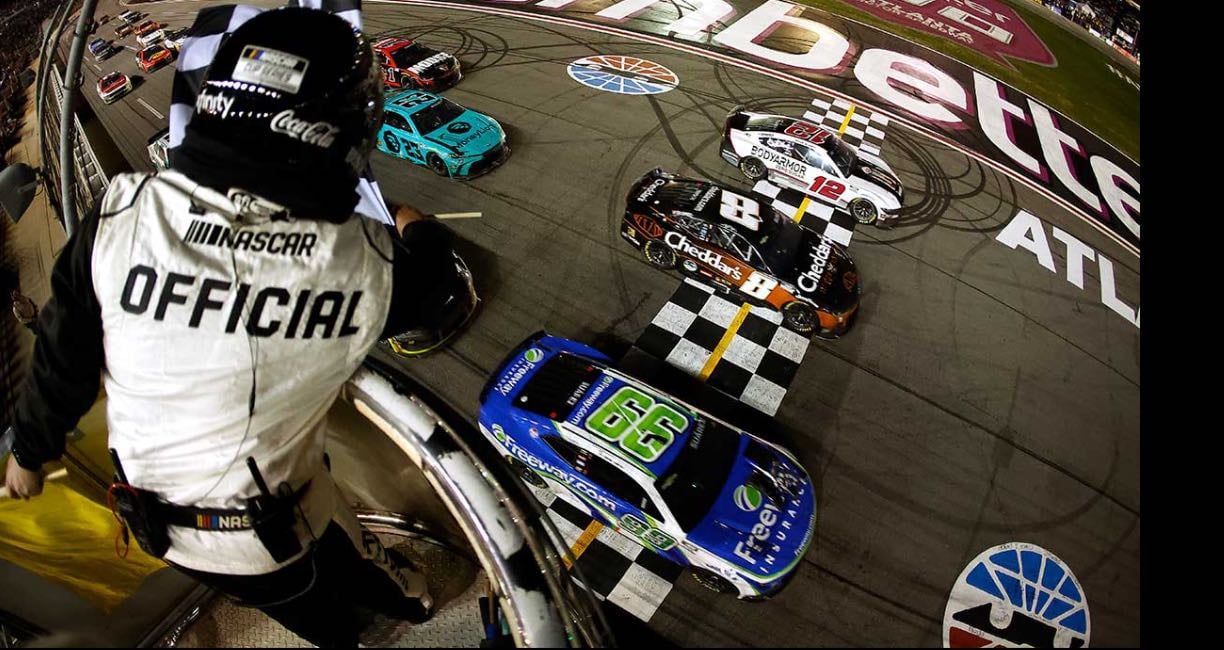 Atlanta 1 - One of the best finishes ever. Three wide photo finish with 99, 12 and 8. Blaney didn't block middle which allowed other two to close gap. Amazing