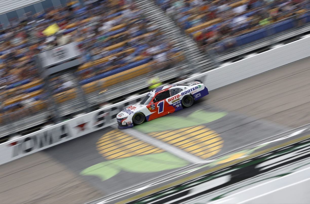 Iowa - Lots of tire issues which led to contenders like Allgaier, Hill and AJ going out. Some good battles up front with Mayer outperforming Herbst