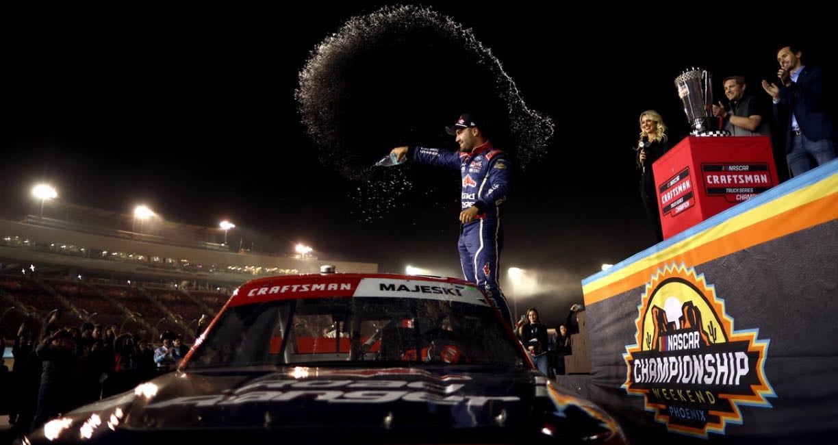 Phoenix - There's some intrigue for a bit with Heim coming back from penalty to 2nd and Eckes in 3rd on fresher tires. But Ty was hooked up and won title big