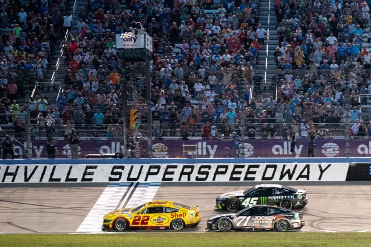 Nashville - Crazy ending as Logano manages to save fuel. So many overtimes and Reddick should have won. Zane almost won it! Finishing 2nd