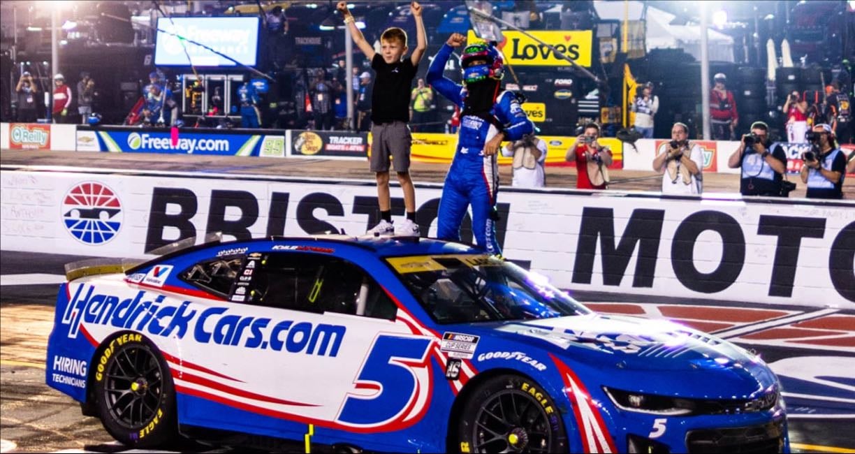 Bristol Night Race - Boring. Larson sets record for most laps led in Hendrick history. Really long final green flag run. No passing. Playoff cutoff with MTJ, Gibbs falling short