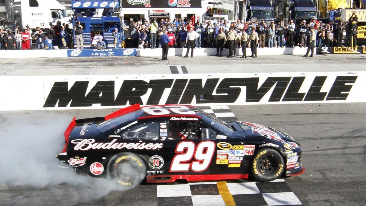 Martinsville 1 - Very good. Three cars at the front vying for win. Jr was bumped Kyle to get lead. Then Harvick passes 88. Jr tried crossover. Harv's first clock