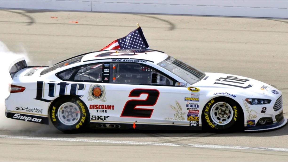 Las Vegas - Dale runs out of gas on last lap and Brad passes him to win