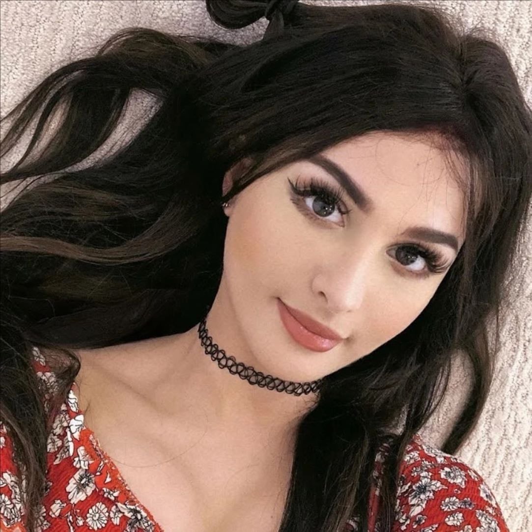 SSSniperWolf - @SSSniperWolf