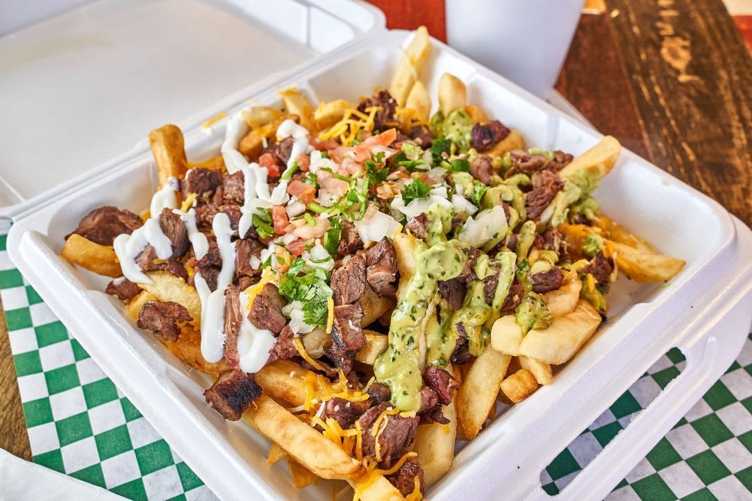 Carne asada fries
