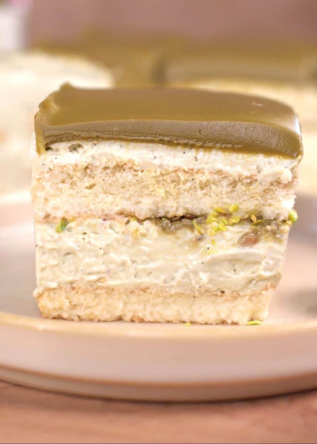 Vanilla pistachio tiramisu
